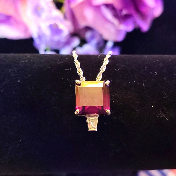 Vintage 6Ct Princess Cut Pendant on a 20 in Silver Rope💜 - Picture 2 of 7